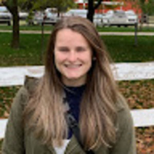 Meet your Posher, Alyssa